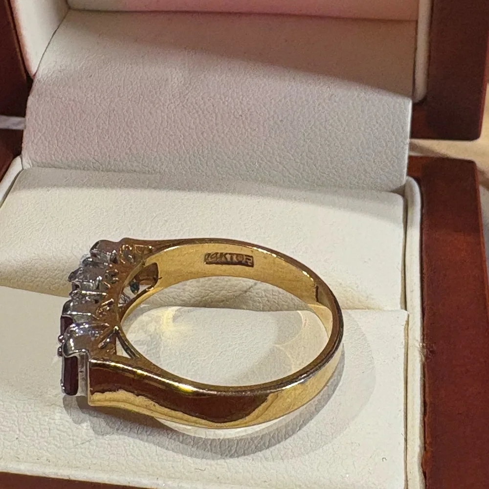 14K GF Red Gemstone Ring ❤️